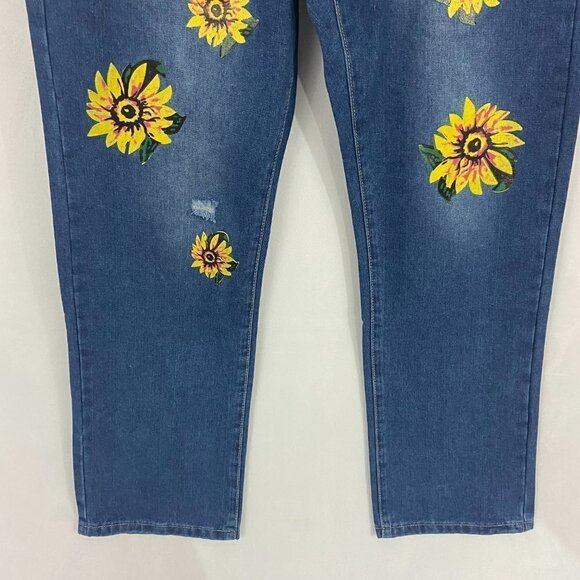 Misslook Women's Sunflower Floral Jeans Straight Leg Size XL (34 x 31) NWT - Picture 4 of 10